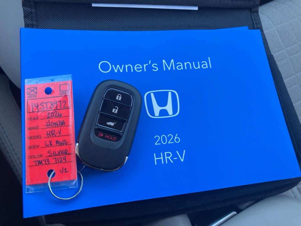 3CZRZ2H33TM737129 2026 Honda HR-V AWD LX
