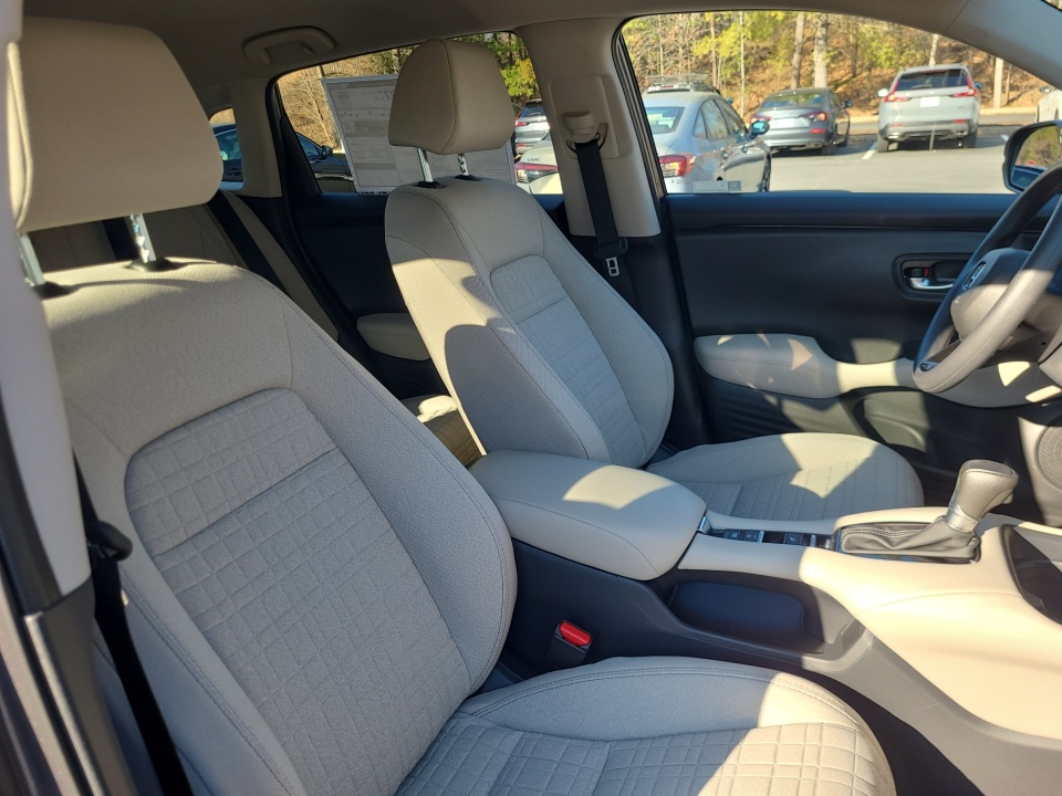 3CZRZ2H35TM750979 2026 Honda HR-V AWD LX