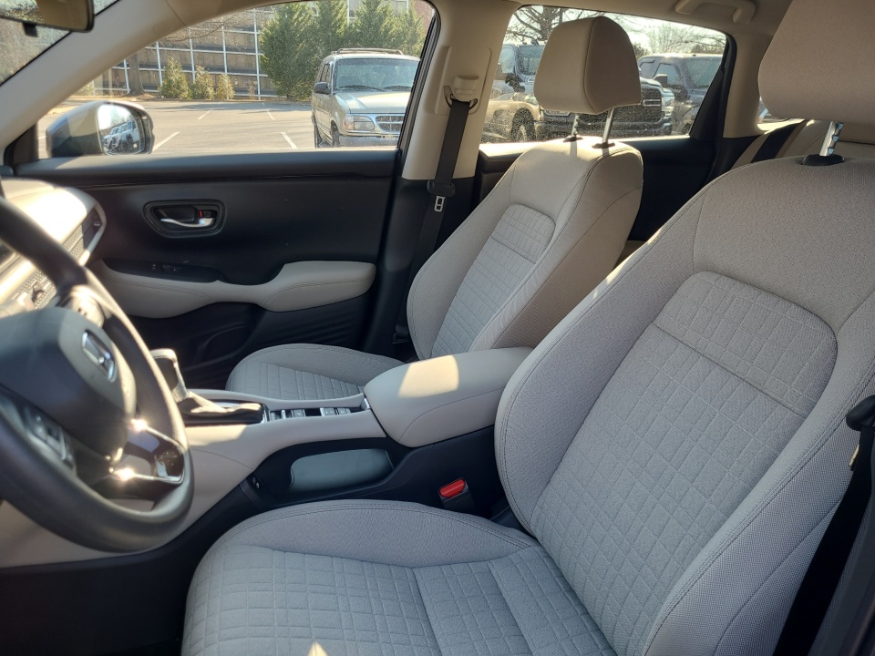 3CZRZ2H35TM750979 2026 Honda HR-V AWD LX