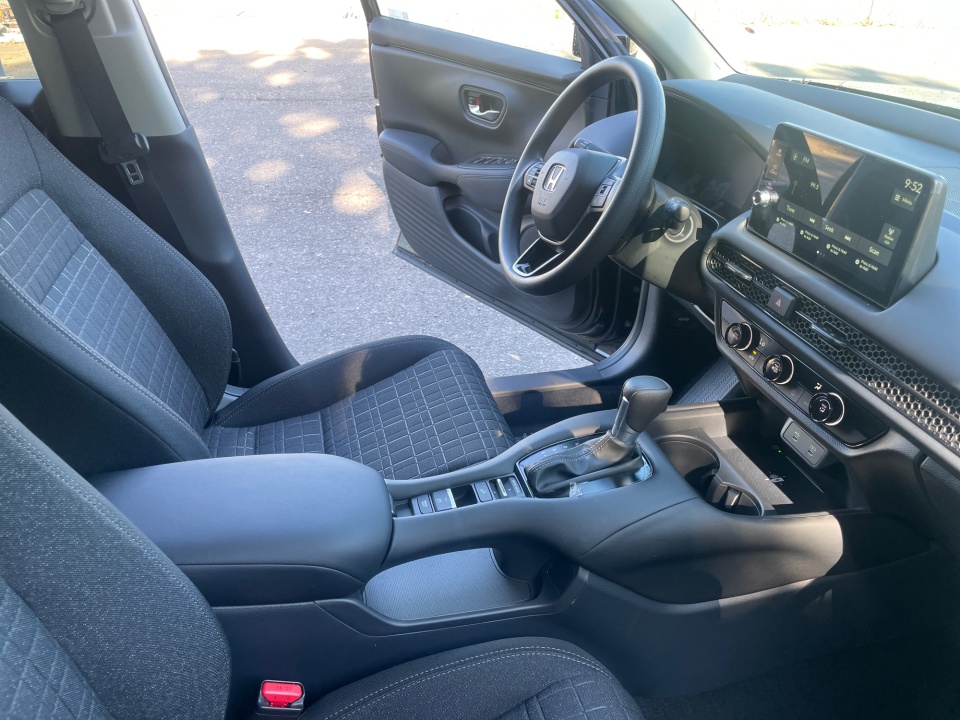 3CZRZ2H37TM765726 2026 Honda HR-V AWD LX
