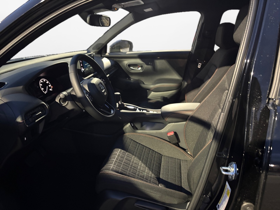 3CZRZ2H55TM742642 2026 Honda HR-V AWD Sport