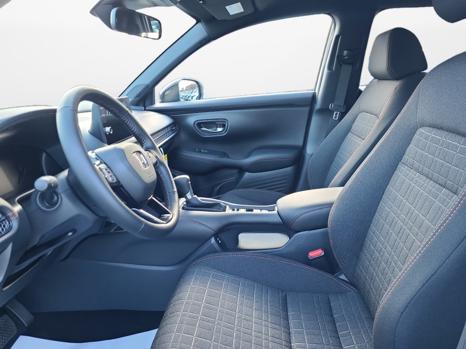 3CZRZ2H55TM744908 2026 Honda HR-V AWD Sport