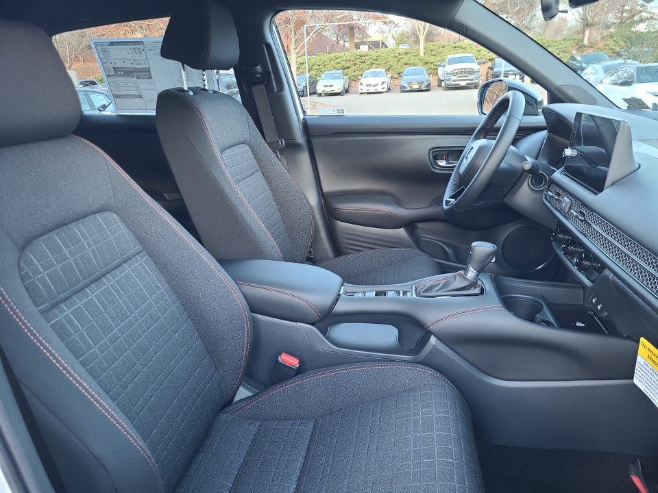 3CZRZ2H55TM744908 2026 Honda HR-V AWD Sport