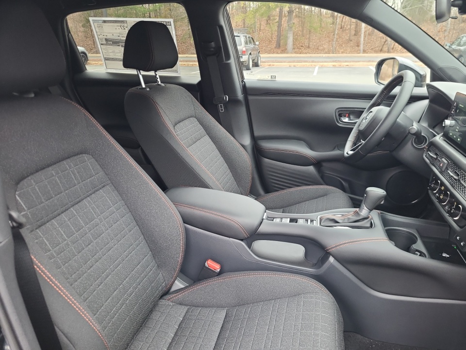 3CZRZ2H58TM749830 2026 Honda HR-V AWD Sport