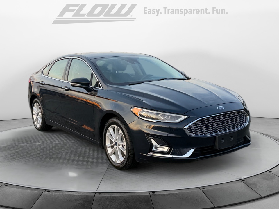 2020 Ford Fusion Energi Titanium FWD