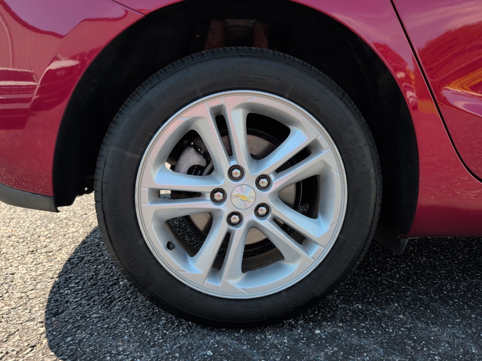 Used 2018 Chevrolet Cruze Hatchback