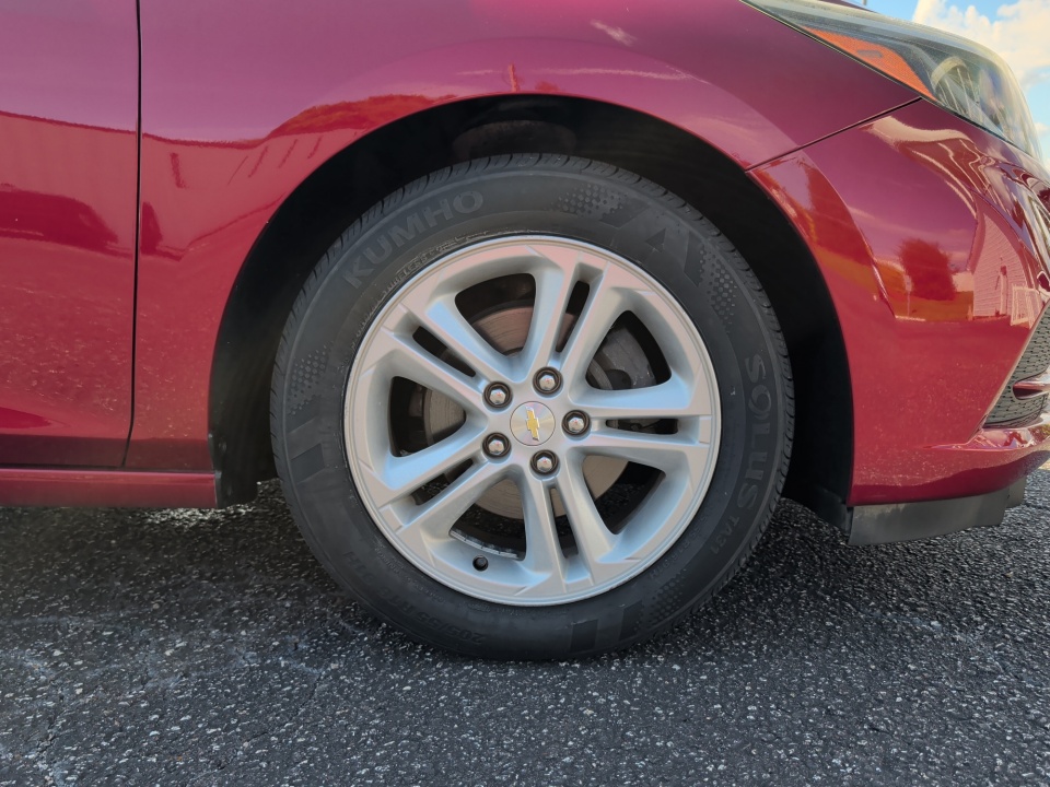 Used 2018 Chevrolet Cruze Hatchback