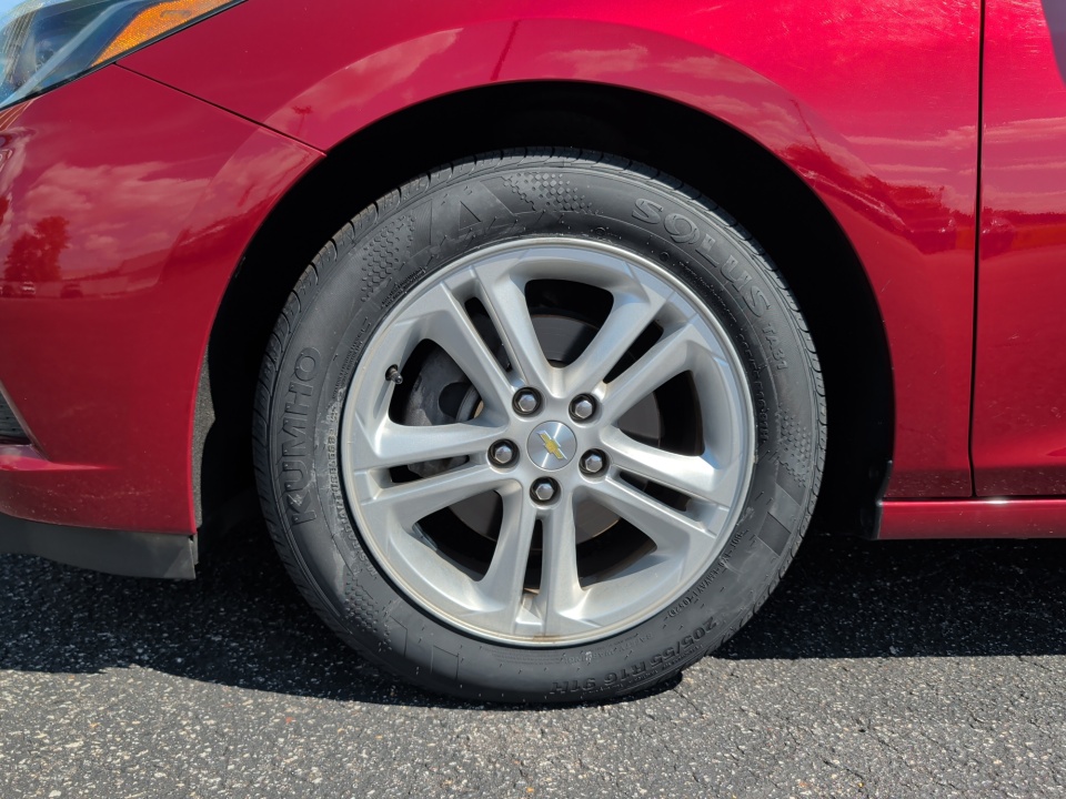 Used 2018 Chevrolet Cruze Hatchback