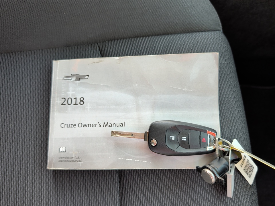 Used 2018 Chevrolet Cruze Hatchback