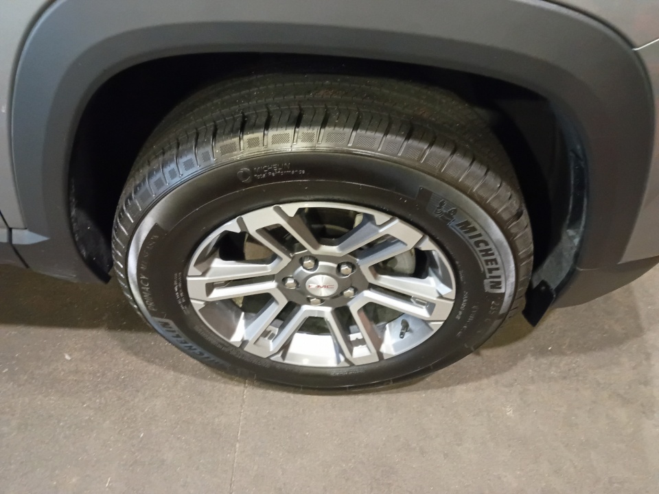 Used 2026 GMC Terrain SUV