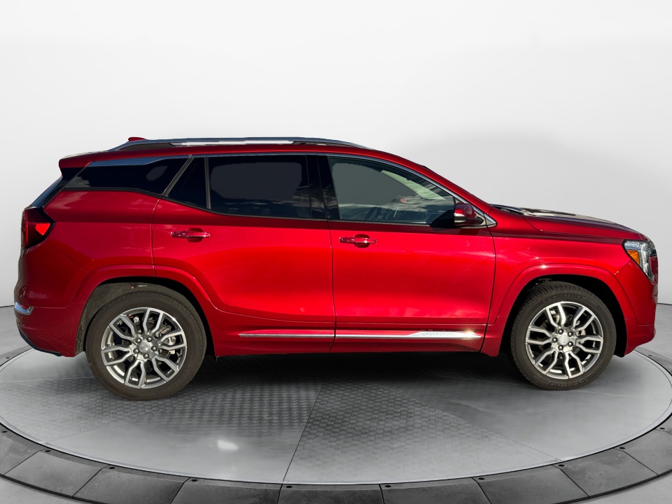 Used 2024 GMC Terrain SUV