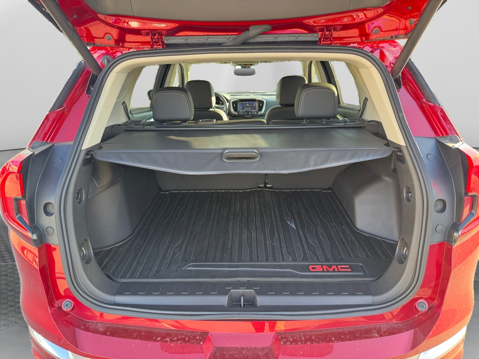 Used 2024 GMC Terrain SUV