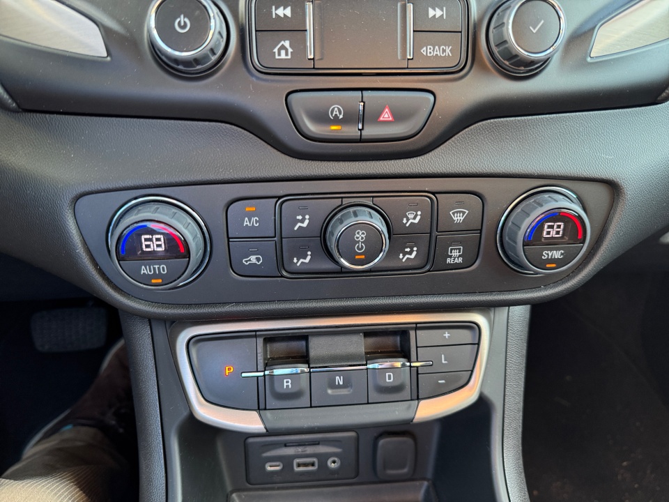 Used 2024 GMC Terrain SUV