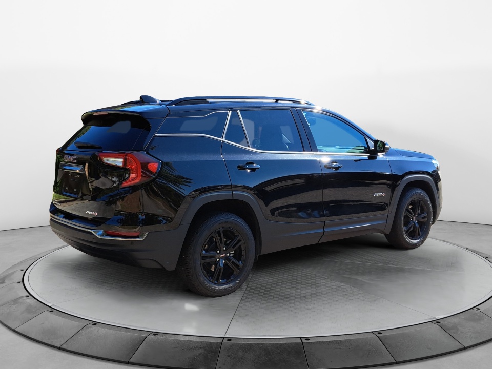 Used 2024 GMC Terrain SUV