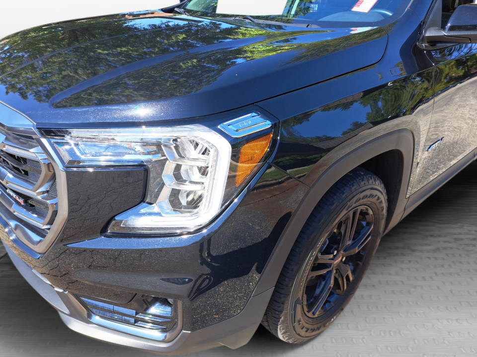 Used 2024 GMC Terrain SUV