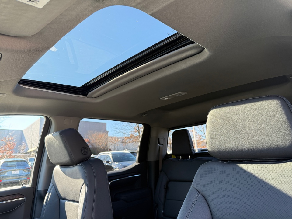 3GTUUDEL2TG235015 2026 GMC Sierra 1500 Crew Cab, Standard Bed, SLT, 4WD