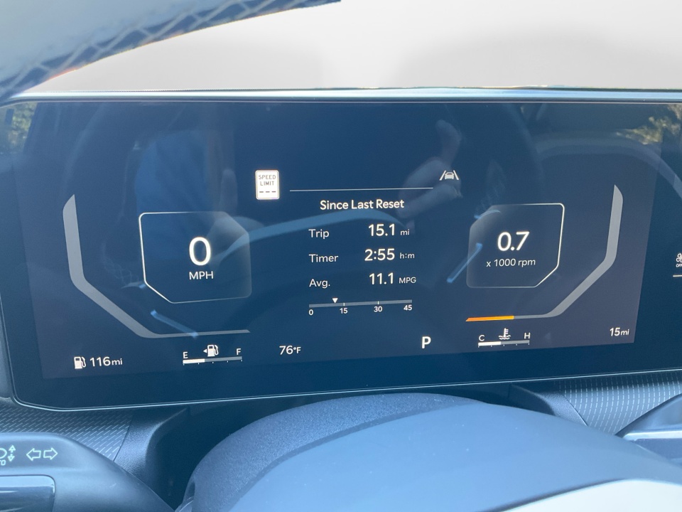 3KPFW4DC6SE198260 2025 Kia K4 GT-Line Turbo