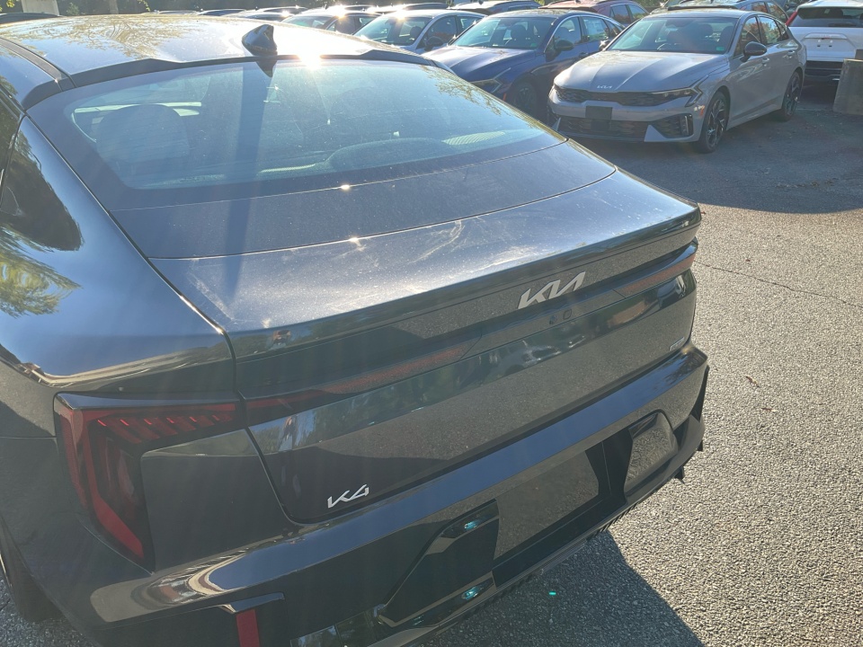 3KPFW4DC6SE198260 2025 Kia K4 GT-Line Turbo