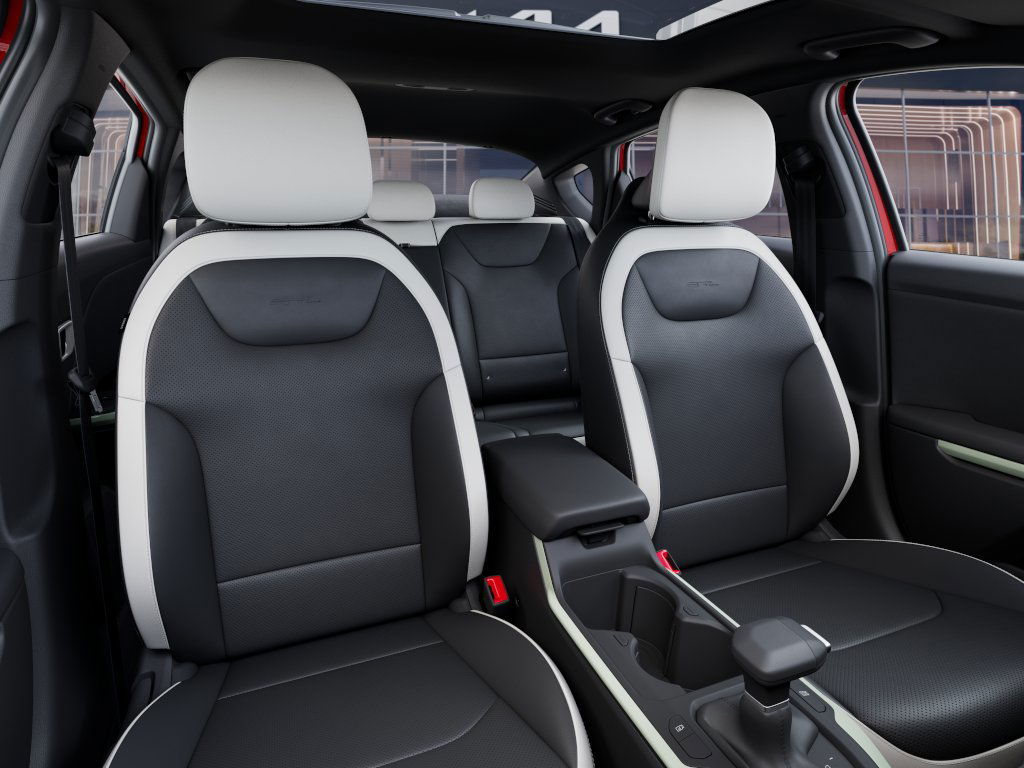 3KPFW4DE0SE263945 2025 Kia K4 GT-Line