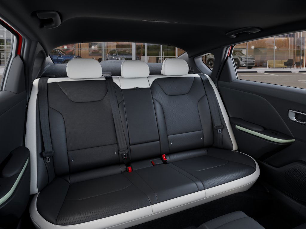 3KPFW4DE0SE263945 2025 Kia K4 GT-Line