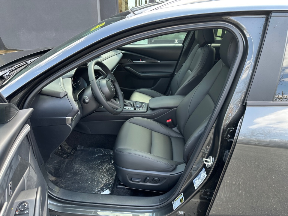 3MVDMBCL5TM131142 2026 Mazda CX-30 2.5 S Preferred