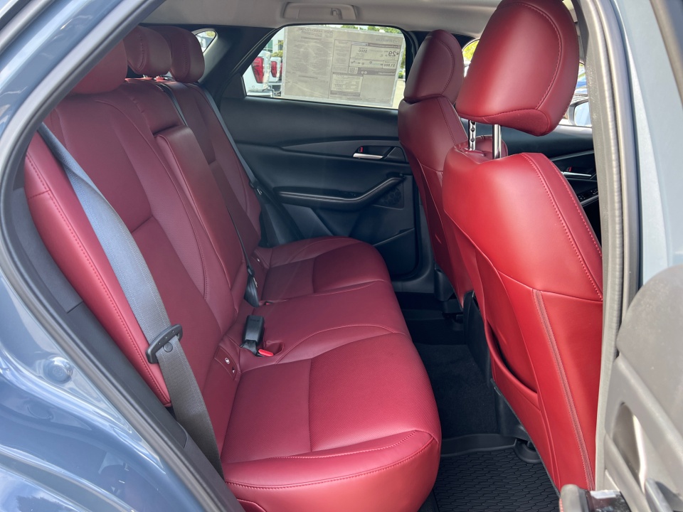 3MVDMBCM1SM851061 2025 Mazda CX-30 2.5 S Carbon Edition