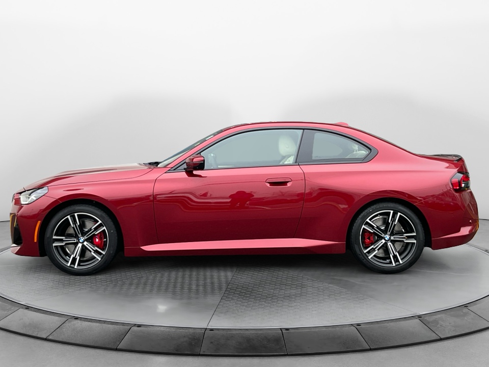 3MW33CM05T8G16803 2026 BMW 230i xDrive