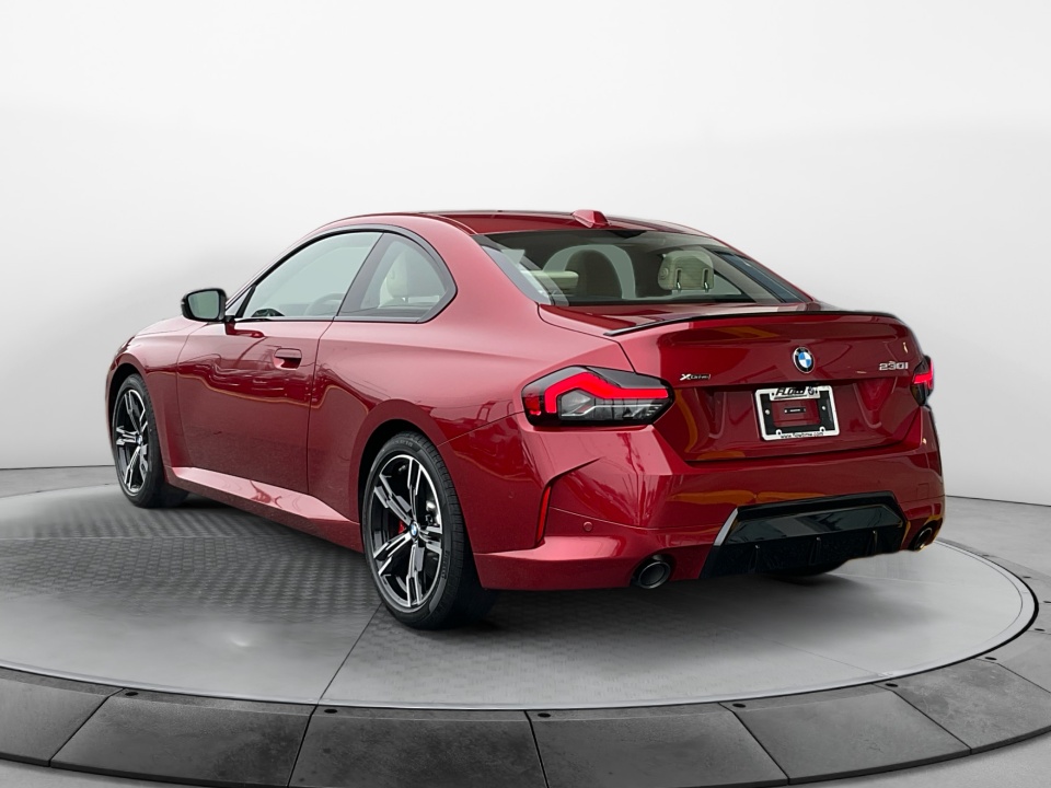 3MW33CM05T8G16803 2026 BMW 230i xDrive