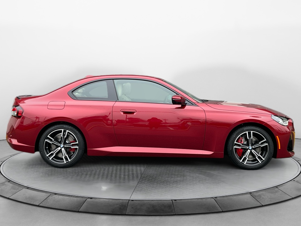 3MW33CM05T8G16803 2026 BMW 230i xDrive