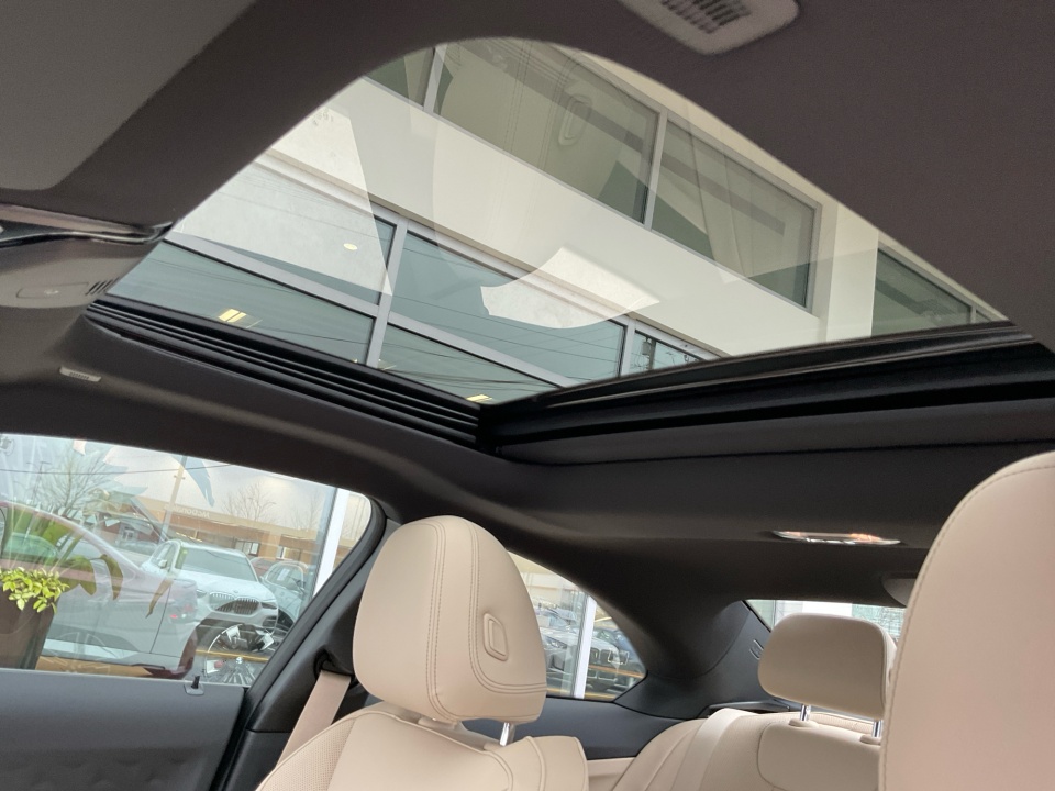 3MW33CM05T8G16803 2026 BMW 230i xDrive