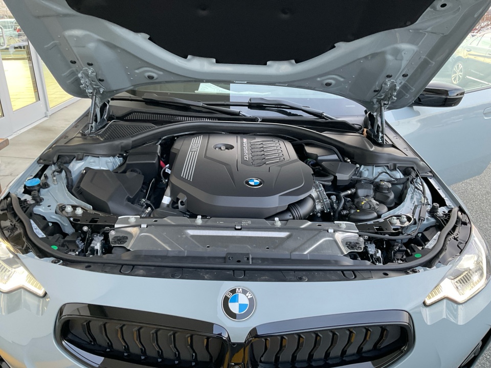 3MW43CM05T8G04932 2026 BMW M240 i