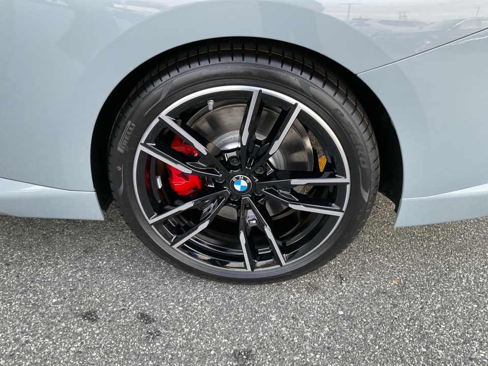 3MW43CM05T8G04932 2026 BMW M240 i