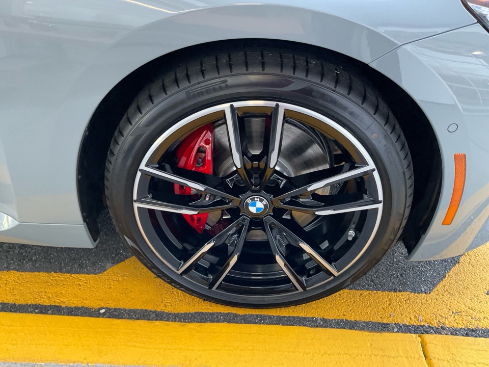 3MW43CM05T8G04932 2026 BMW M240 i