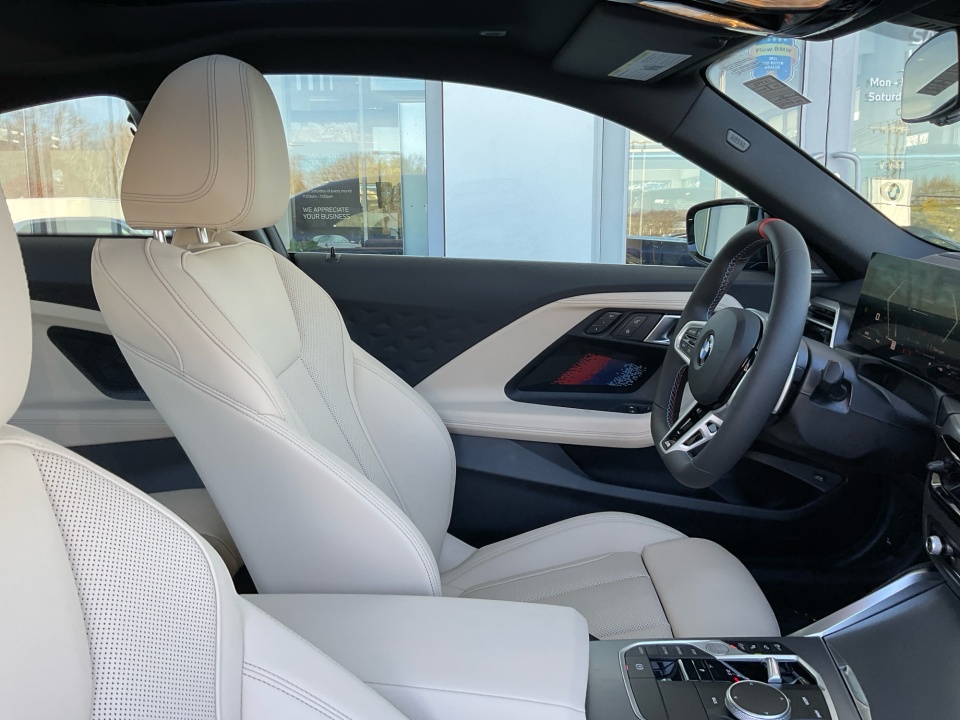 3MW53CM00T8G00582 2026 BMW 2 Series M240i xDrive