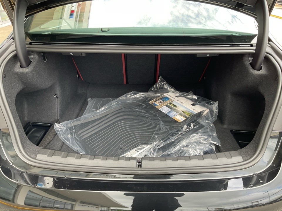 3MW59FT09T8G44775 2026 BMW M340i NA