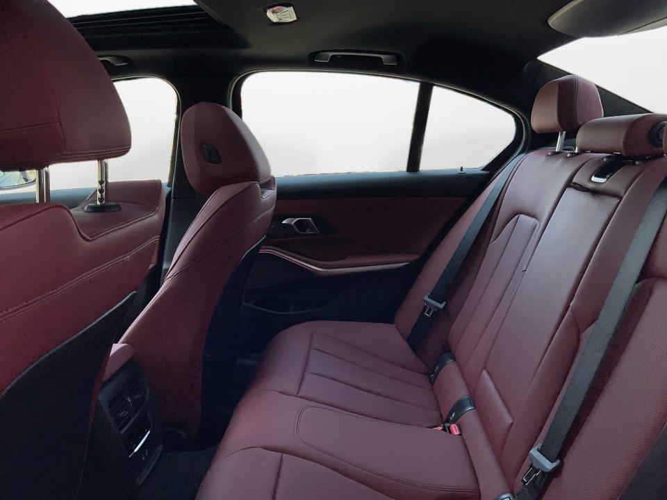 3MW69CW09T8G28168 2026 BMW 330i NA