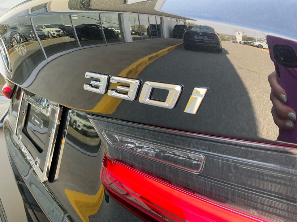 3MW69CW09T8G28168 2026 BMW 330i NA