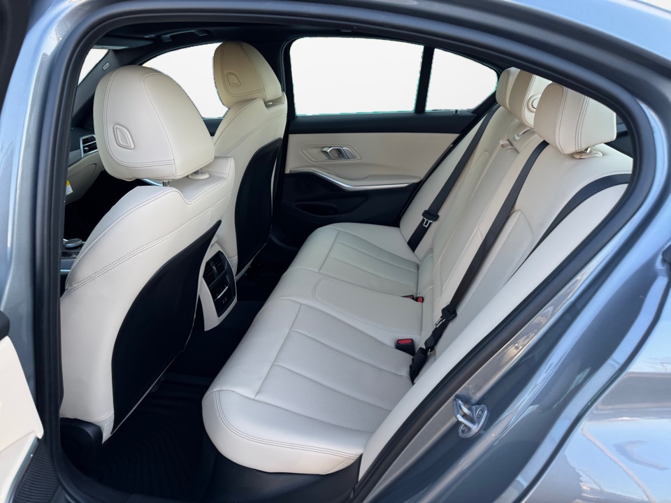 3MW89CW04T8G10170 2026 BMW 330i xDrive NA