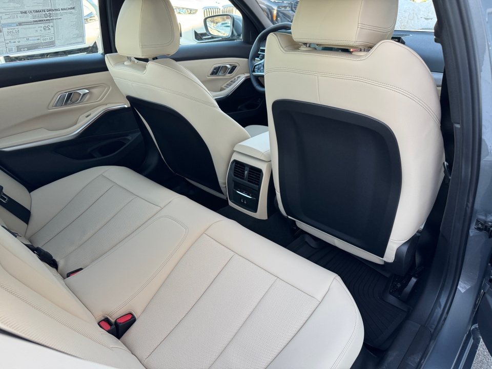 3MW89CW04T8G10170 2026 BMW 330i xDrive NA