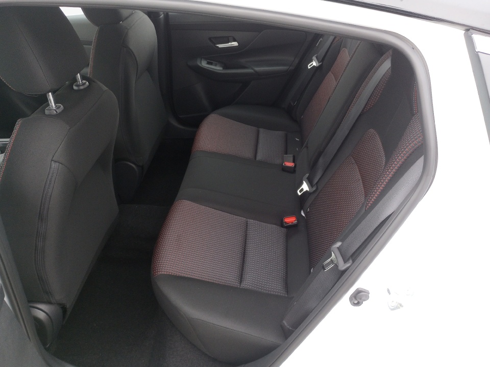 3N1AB9DV6TY212388 2026 Nissan Sentra SR