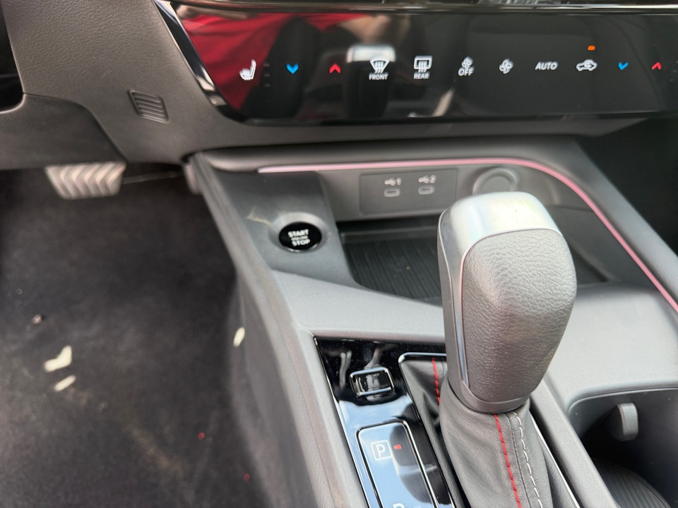 3N1AB9DV7TY296916 2026 Nissan Sentra SR