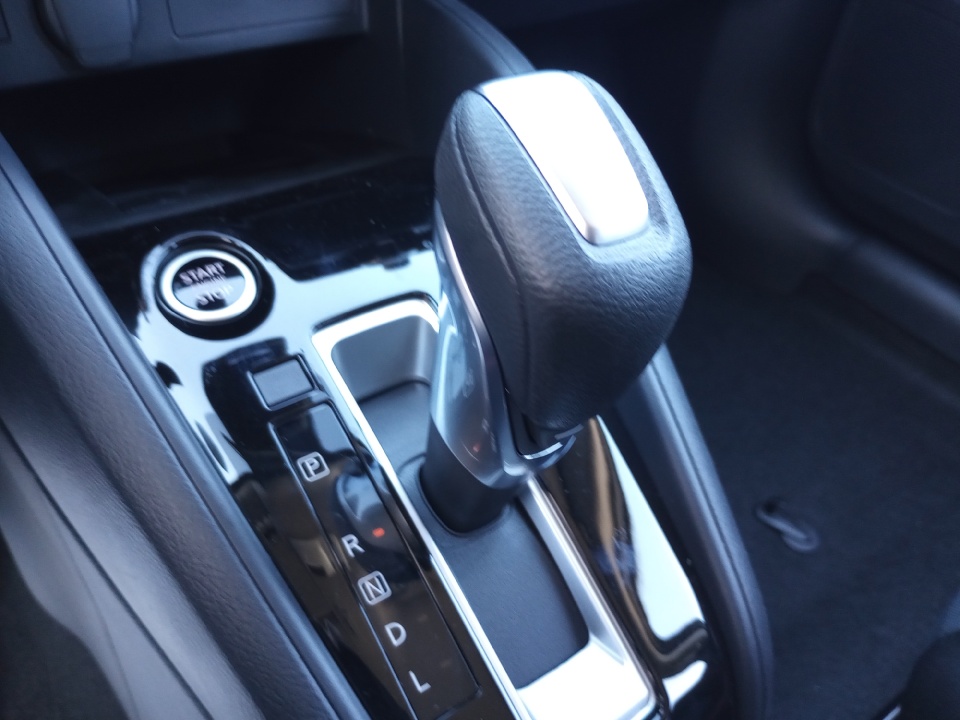 3N1CN8FVXSL879970 2025 Nissan Versa 1.6 SR