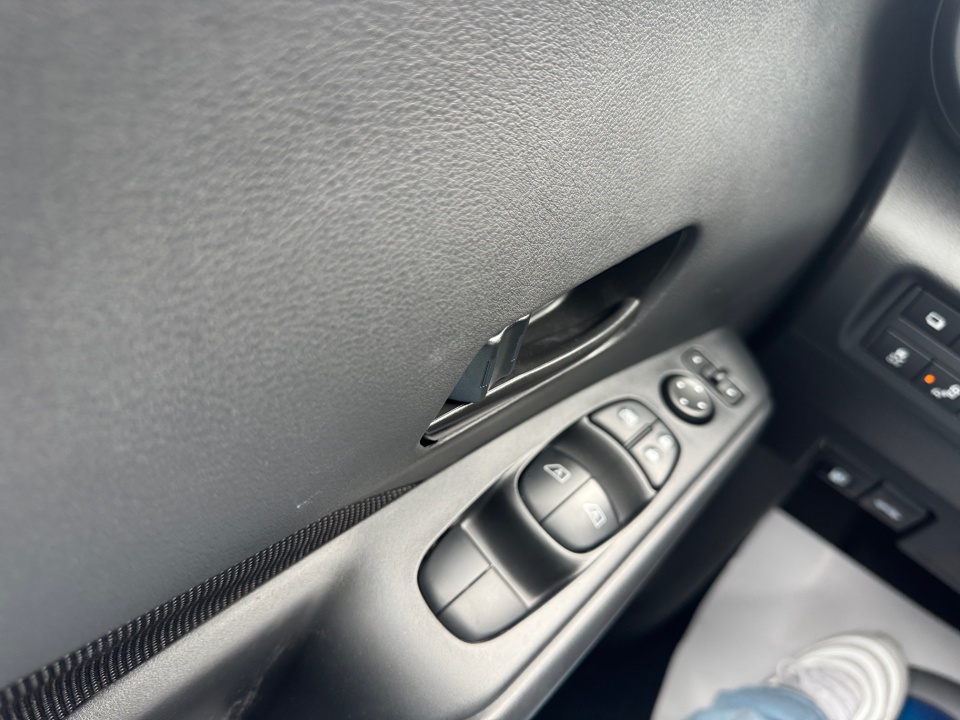 3N1CP5BV7SL496485 2025 Nissan Kicks Play S