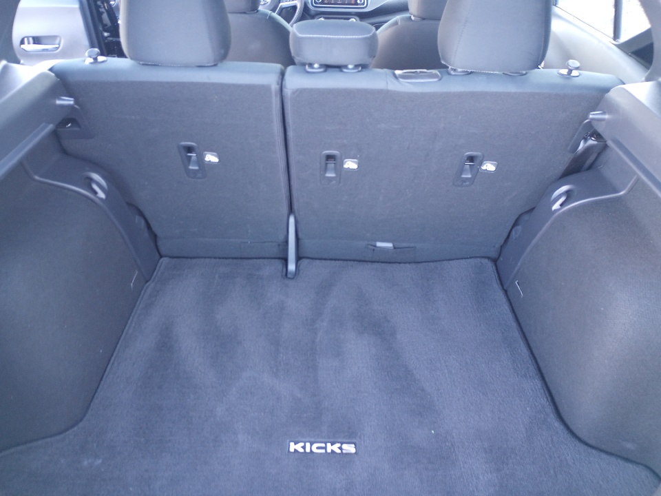 3N1CP5CU3KL510243 2019 Nissan Kicks SV