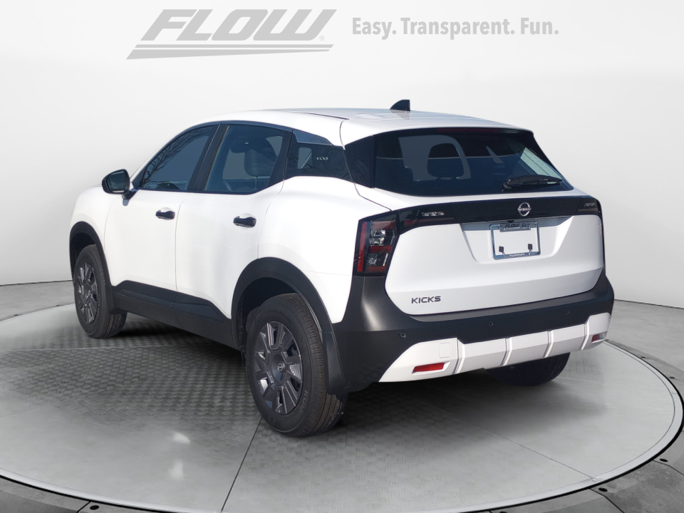 3N8AP6BE9TL356311 2026 Nissan Kicks S