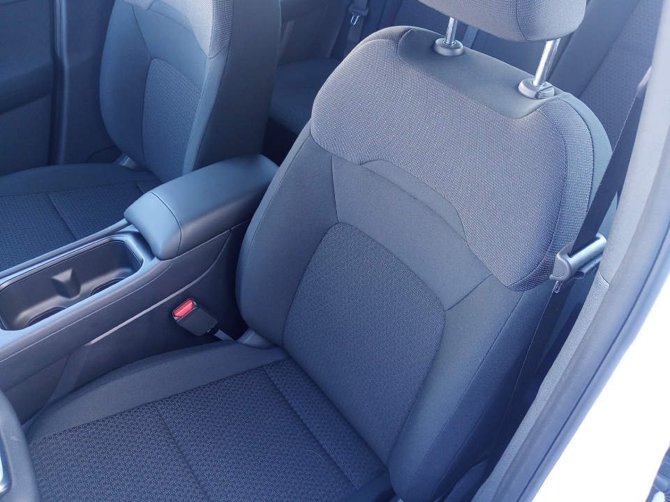 3N8AP6BE9TL356311 2026 Nissan Kicks S