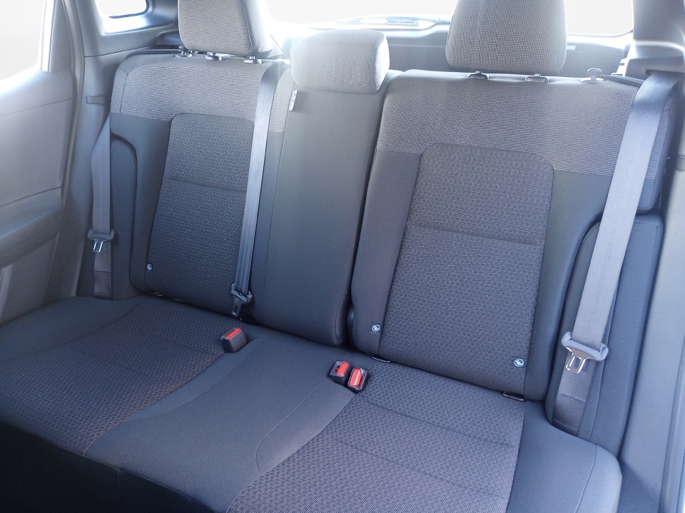 3N8AP6BE9TL356311 2026 Nissan Kicks S