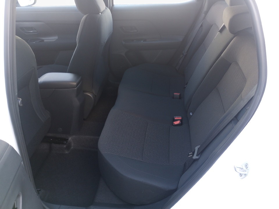 3N8AP6BE9TL356311 2026 Nissan Kicks S