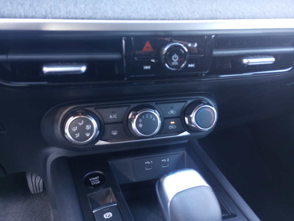 3N8AP6BE9TL356311 2026 Nissan Kicks S