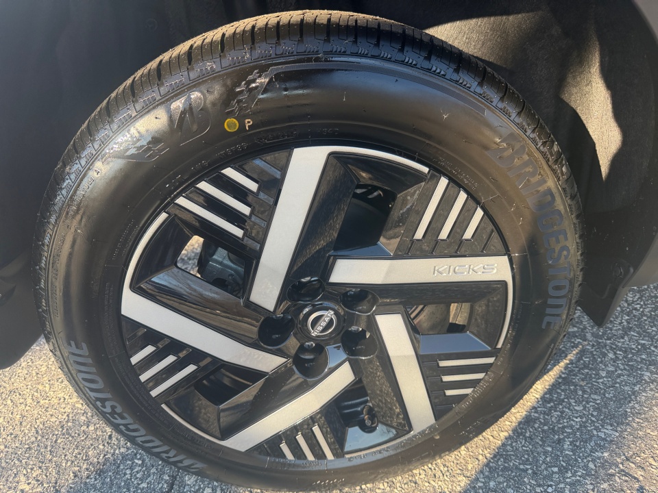 3N8AP6CE0TL348547 2026 Nissan Kicks SV